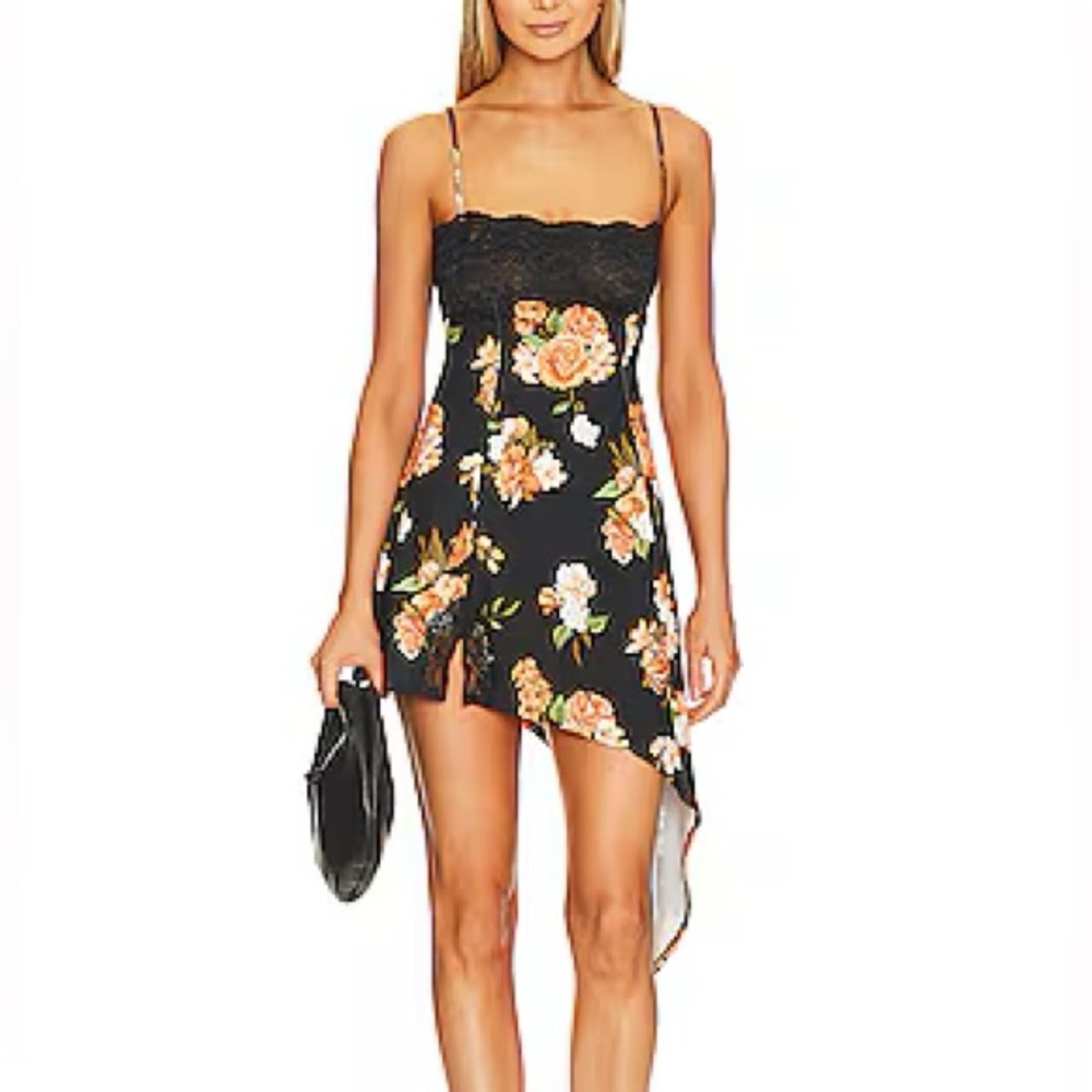 NWOT WeWoreWhat Asymmetrical Lace Bodice Floral Print Sleeveless Mini Dress